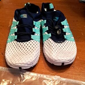 Womens NWT Water Sport Shoes